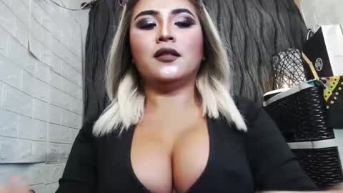 sexy kia online show from October 10, 2:12 am