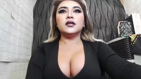 sexy kia online show from October 20, 5:43 am