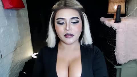 sexy kia online show from February 25, 12:59 am