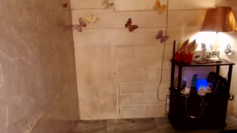 angel online show from October 22, 9:18 pm