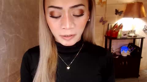 angel online show from November 12, 5:45 pm