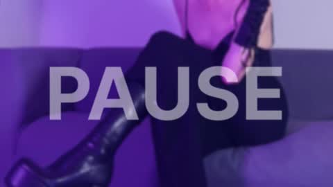 Ann online show from February 13, 3:14 pm