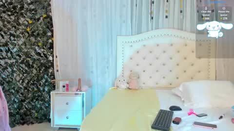 Jennie online show from March 7, 12:59 pm