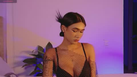 Isabellafirst online show from October 4, 10:54 pm