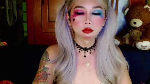 jasmine online show from January 10, 9:20 pm