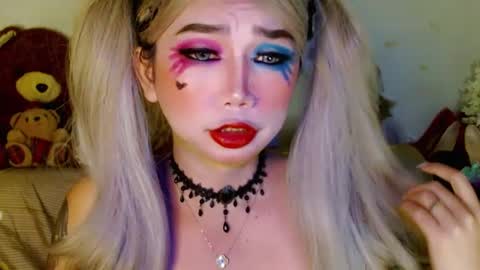 jasmine online show from February 25, 7:14 pm