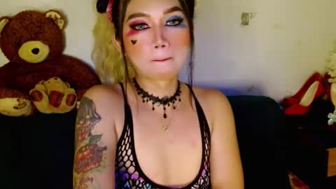 jasmine online show from March 9, 9:03 pm