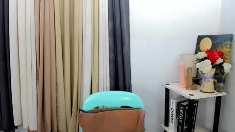 airy_lust online show from February 15, 7:51 am