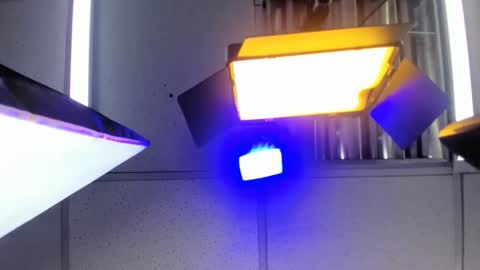 aisha_hotts777 online show from March 18, 3:29 am