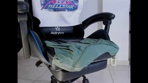 Alan online show from July 28, 4:39 pm