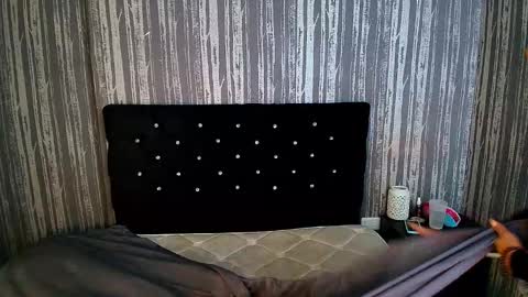 alicee_moonn online show from March 16, 8:12 pm