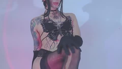     online show from February 25, 12:48 am