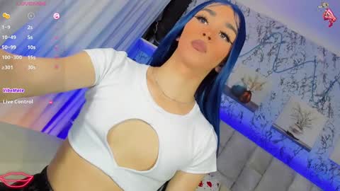 Snapshot of aliz_free chatting on March 12, 1:36 am aliz_free online show from March 12, 1:36 am