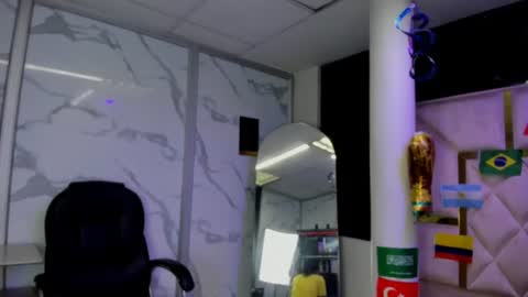 allison_69ts online show from July 7, 9:41 pm