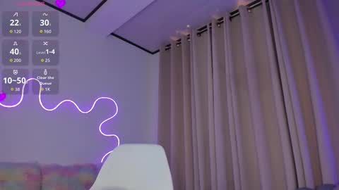 Allison online show from March 18, 9:47 pm