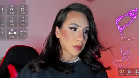 Hazel Bowie online show from September 29, 1:05 am