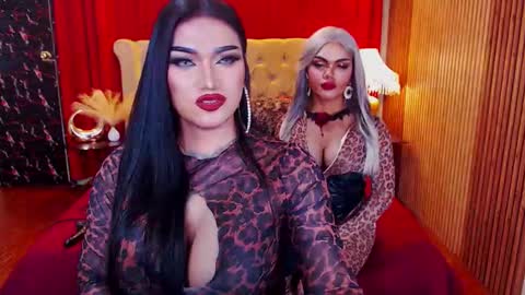 Alura Jhenson online show from October 25, 10:38 pm