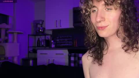 Alyssa online show from April 27, 8:23 am