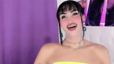 amal_baddel_ online show from April 15, 7:46 am