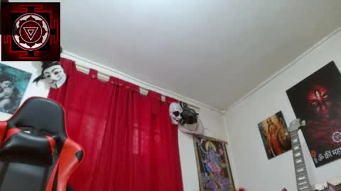 Amanda Valeska online show from April 17, 6:09 pm