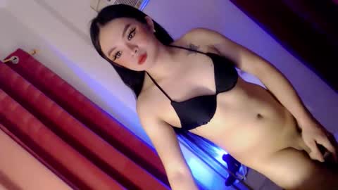 Amber online show from April 10, 11:27 am