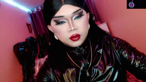 Queen Mireska online show from April 26, 6:17 pm