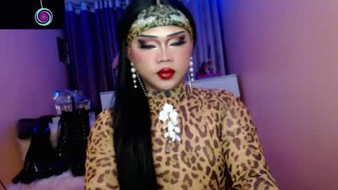 Queen Mireska online show from July 28, 7:39 pm