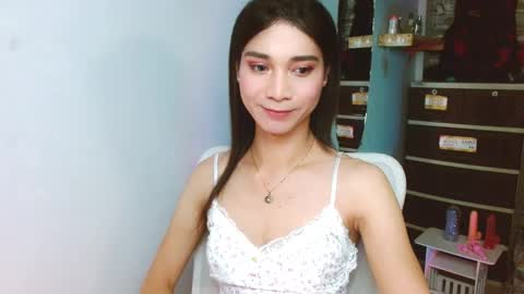 Tina online show from November 13, 3:09 pm