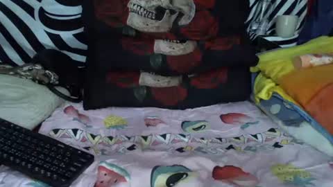 Amuy online show from October 10, 7:20 am