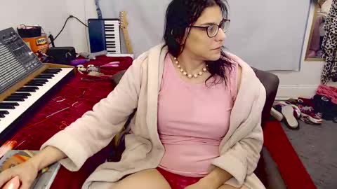 Trashely Gimpson online show from November 2, 10:02 am