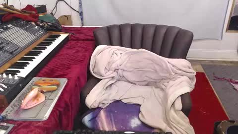 Trashely Gimpson online show from November 25, 11:12 am