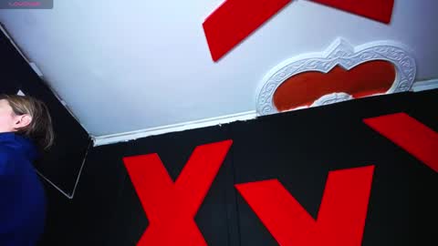 Alann online show from April 12, 1:36 pm