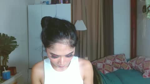 angela online show from February 9, 3:22 am