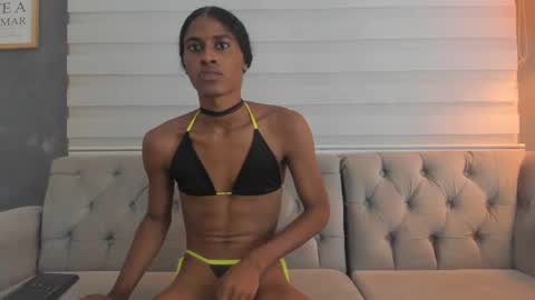 angelica_sexy1 online show from December 11, 7:25 pm