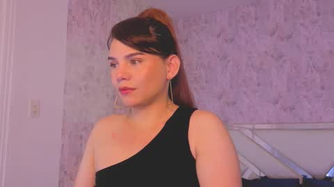 Isabella online show from March 27, 8:32 pm