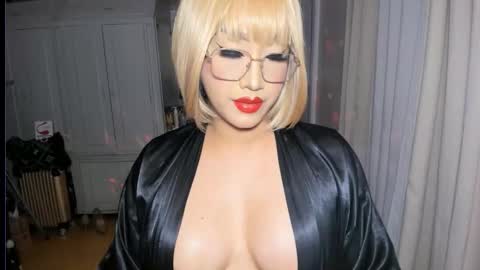 Alicia online show from September 26, 10:56 am