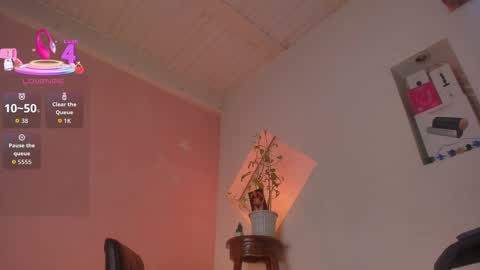 Snapshot of arcana_angel chatting on October 10, 12:50 pm Angel online show from October 10, 12:50 pm