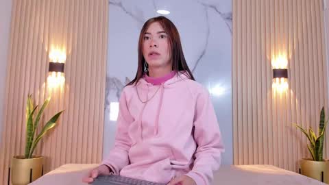 Aria Millers  online show from February 24, 11:43 am