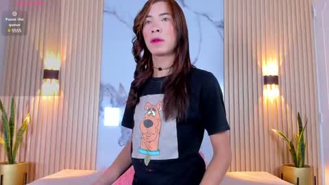 Aria Millers  online show from March 12, 11:31 am