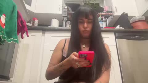 Aria online show from January 3, 5:17 am