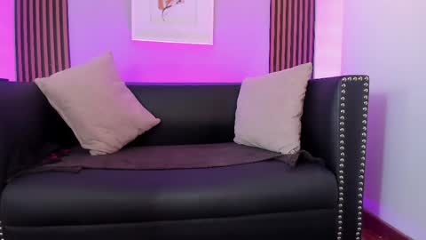 arisunshine77 online show from April 9, 6:19 am