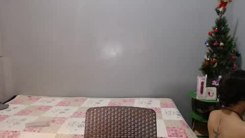 Reyshell online show from December 3, 9:02 am