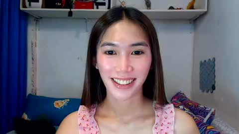 J A D E online show from July 4, 8:08 am