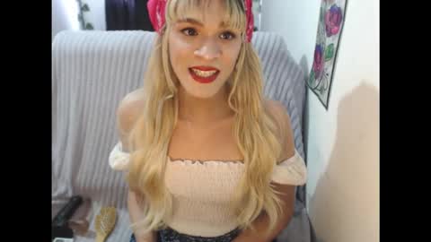 AURORA online show from November 5, 8:30 pm