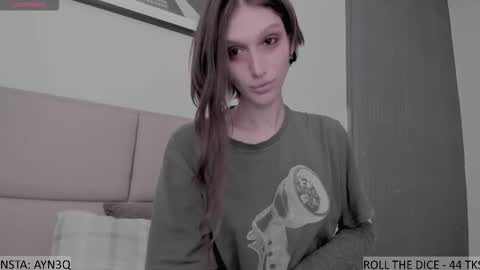 AYNEK        fansly  online show from February 10, 6:15 pm