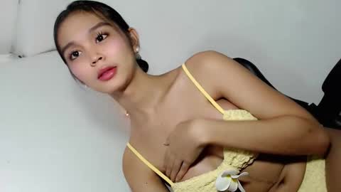 baby_zoexx online show from December 2, 11:32 pm