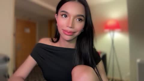 babysabrinaxx online show from October 7, 7:04 pm