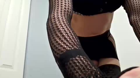 Littlefuckdoll online show from April 27, 9:35 pm