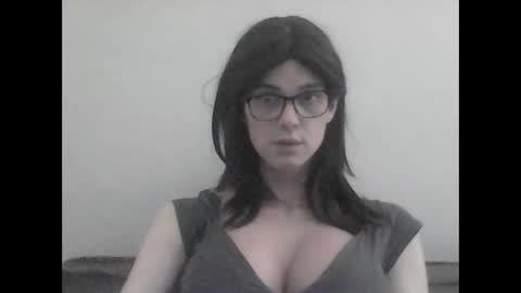 Snapshot of bambilovets1 chatting on February 18, 2:59 am Bambi online show from February 18, 2:59 am