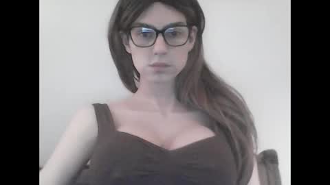 Snapshot of bambilovets1 chatting on October 11, 12:13 am Bambi online show from October 11, 12:13 am